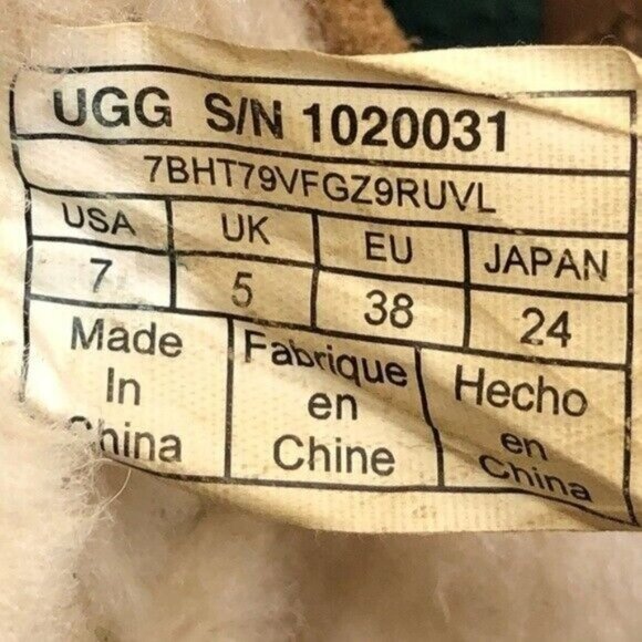 UGG Dakota Bow Moccasin Slippers 7 - Picture 7 of 12